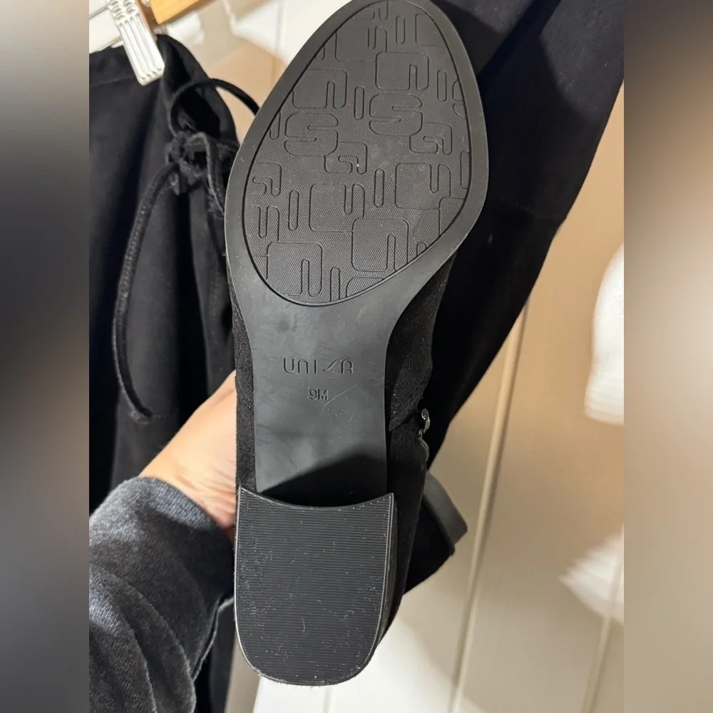 Unisa Sleek Black Quesia Over-the-Knee Boots
